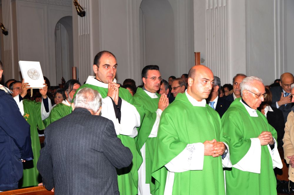possesso-canonico-don-doriano-12-11-2011 (16)